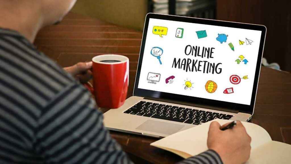 Como anunciar o seu negócio na internet: dicas úteis para se destacar Como anunciar o seu negócio na internet