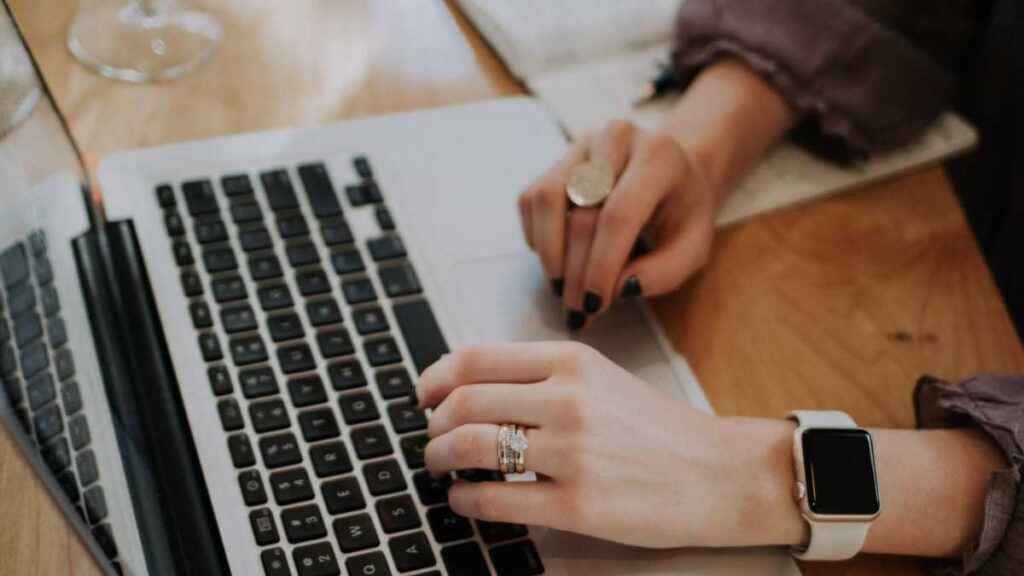 Respostas instantâneas: 5 exemplos e 4 melhores práticas Respostas instantâneas