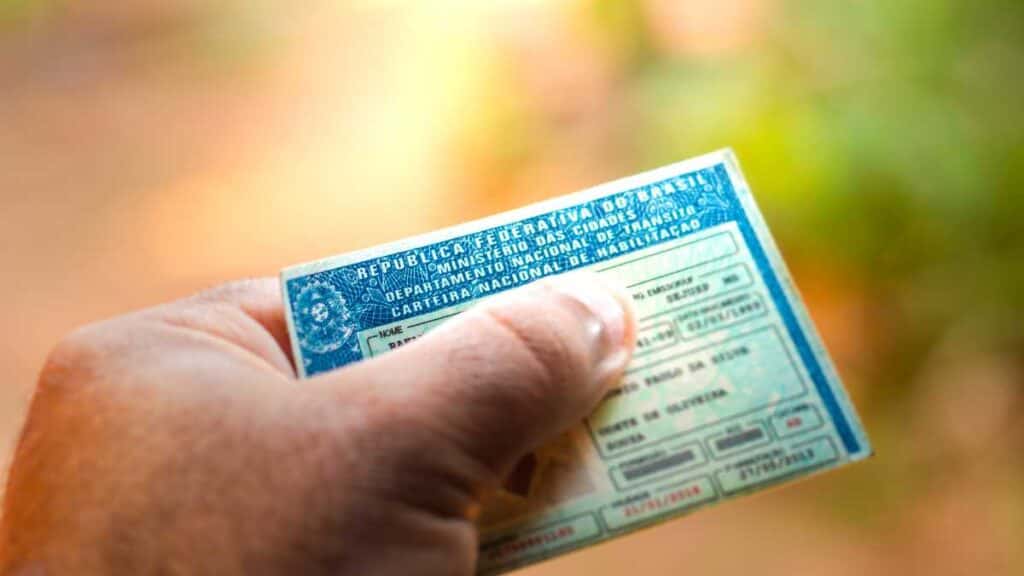 Recuperação de CNH: conheça o nosso guia para voltar a dirigir Recuperação de CNH: conheça o nosso guia para voltar a dirigir