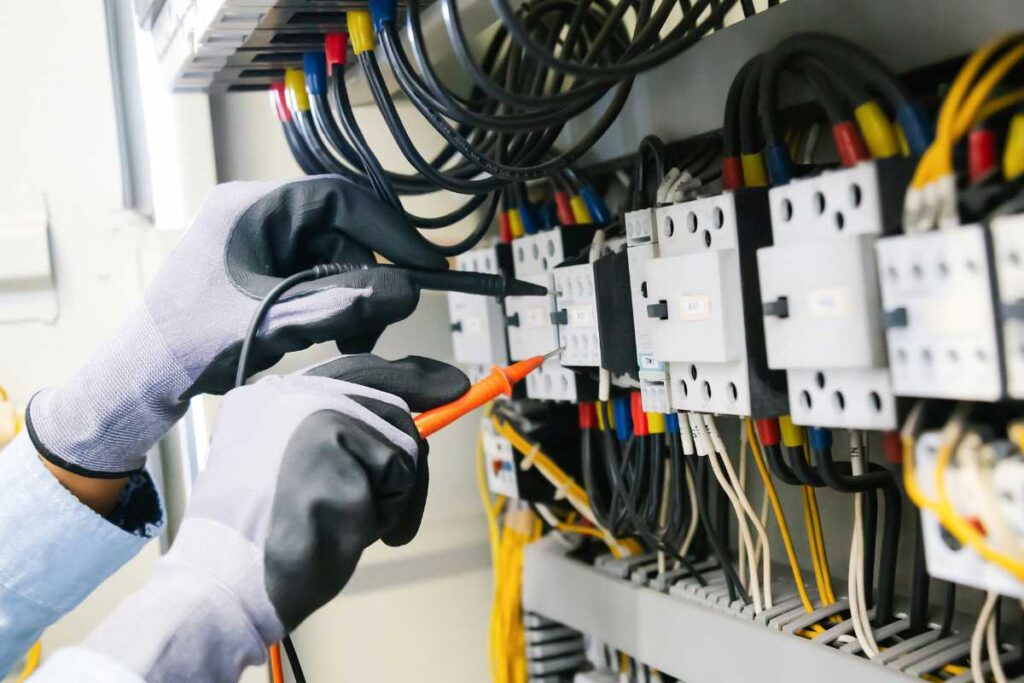 Quanto Investir Para Começar na Elétrica com o Pé Direito: Um Guia Completo para Iniciantes Quanto Investir Para Começar na Elétrica com o Pé Direito: Um Guia Completo para Iniciantes