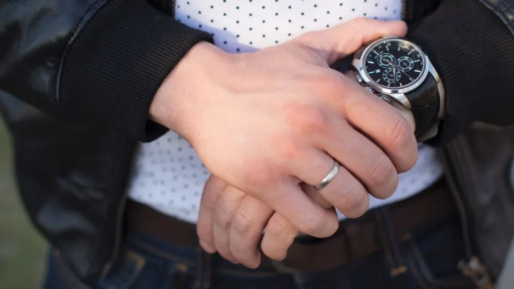 Como encontrar relógio masculino durável por um preço justo Como encontrar relógio masculino durável por um preço justo